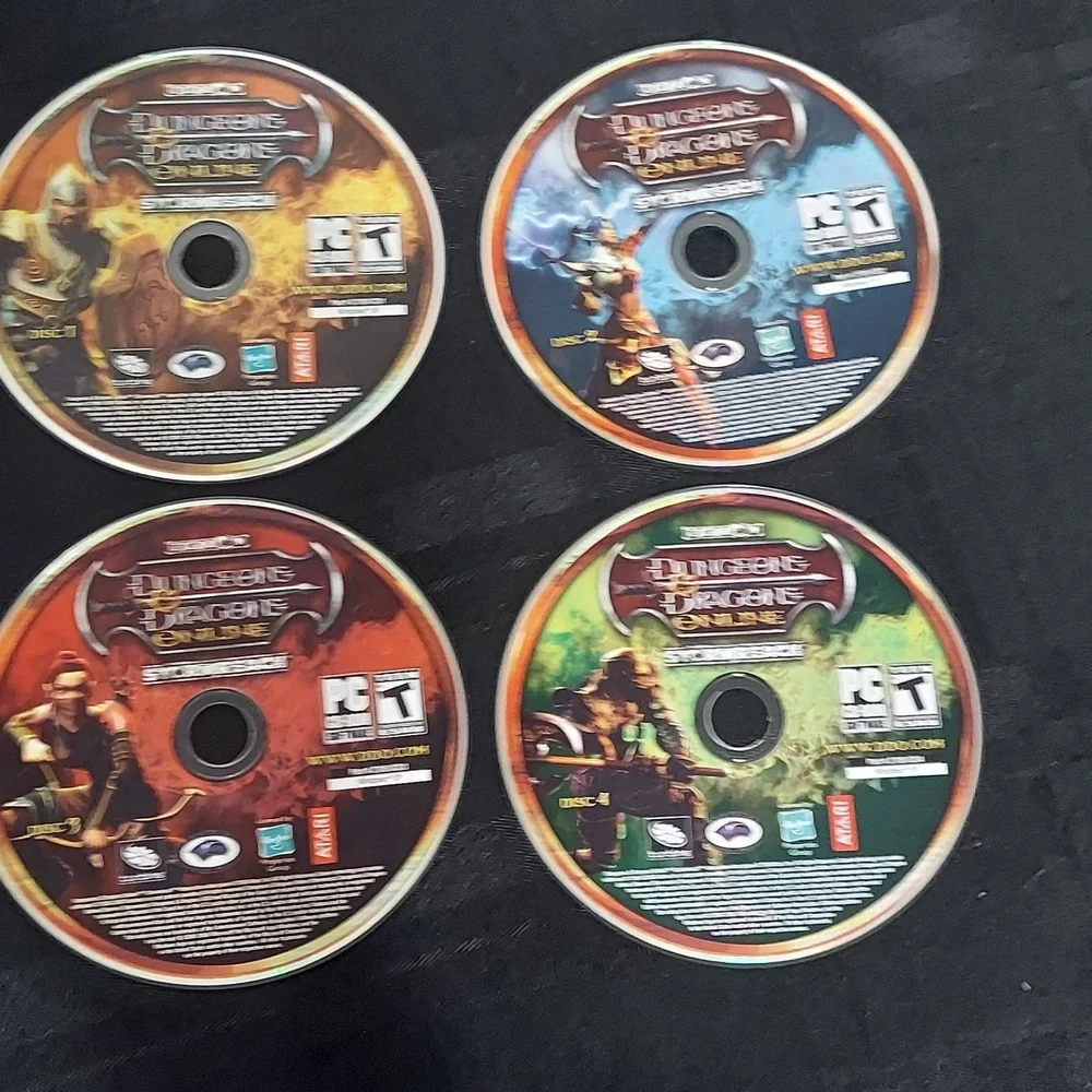 Dungeon & Dragons Online: Stormreach DVD-ROM PC 2006 MMORPG Windows XP‎